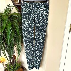 Nike Dri-Fit Power Legendary Printed Mid Rise Training Tights Geometric Leggings